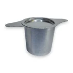 Uždengtas arbatos sietelis karščiui sulaikyti