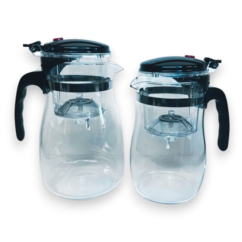 Stikliniai arbatinukas su mygtuku Gunfu: 750ml ir 900ml talpos palyginimas